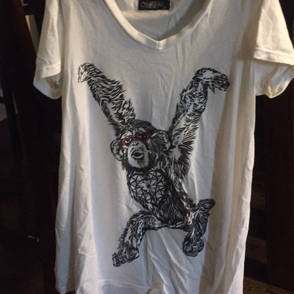 Lauren Moshi t shirt.  l